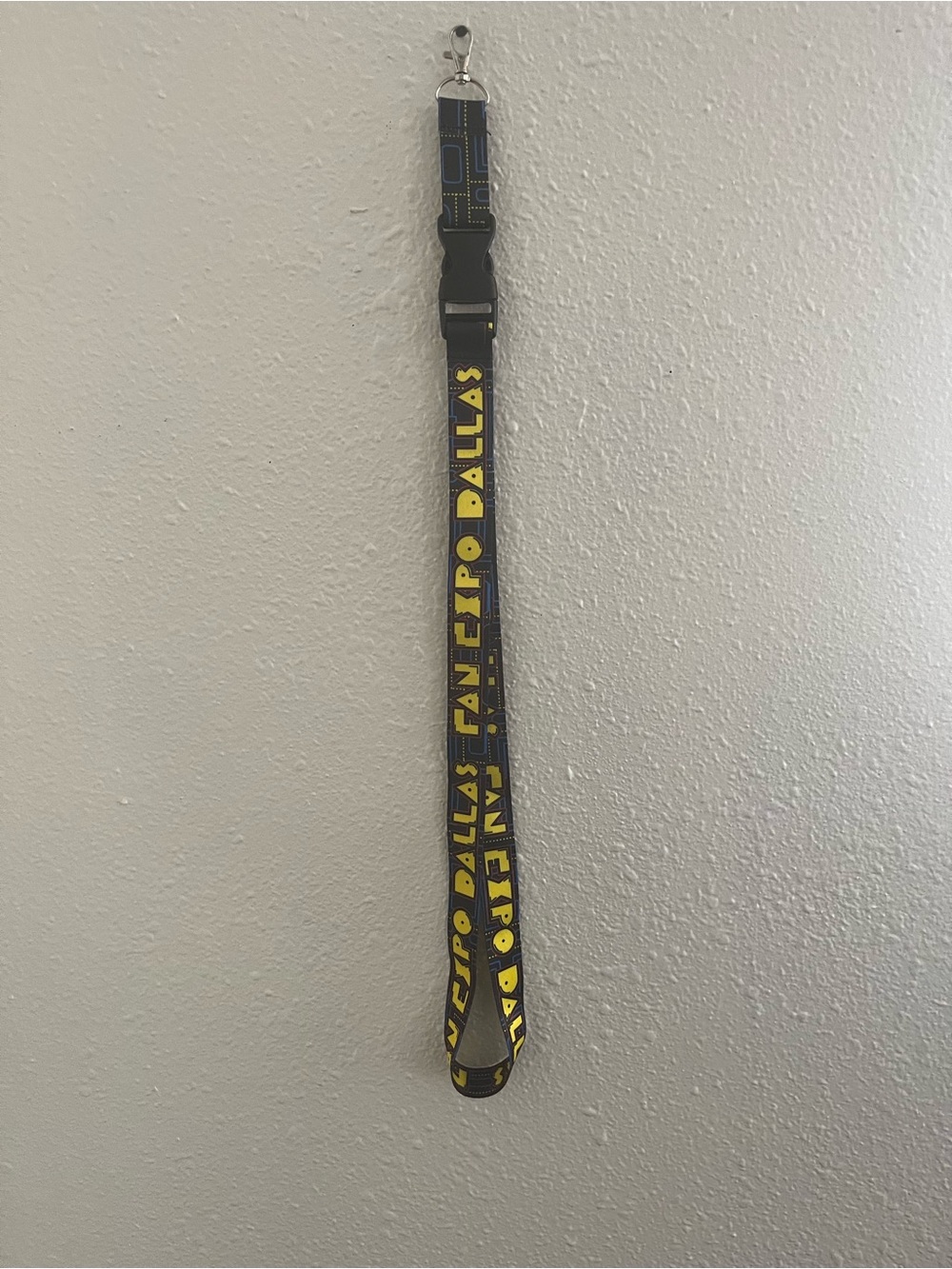 Fan Expo Dallas Pac-Man Yellow & Black Lanyard - Kids Accessories